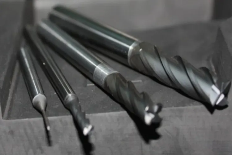 Làm thế nào bền là máy cắt phay bằng sợi carbon?