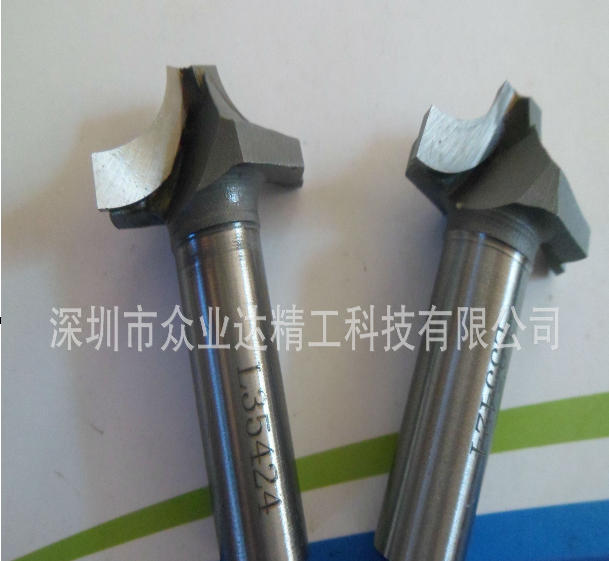 Tốc độ quay và tốc độ nạp của dao phay hàn là bao nhiêu?