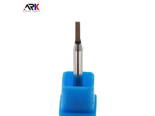 Zongyeda giải thích-xoay theo chiều kim đồng hồ hoặc ngược chiều kim đồng hồ cho dao phay chế biến gỗ?