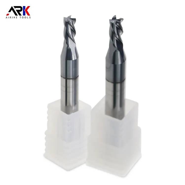 4 cạnh bên trái nhà máy cuối